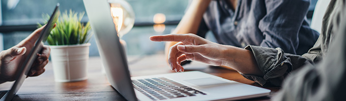 キャリア採用ページへ